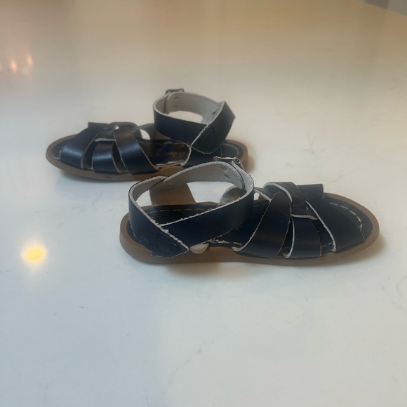 Salt Water - Original Leather Cross Strapped Waterproof Sandals | Navy blue - Picture 3 of 5
